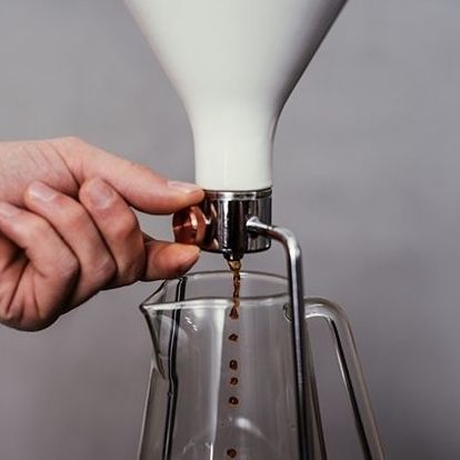 “GINA” a smarter way to brew.. review coming soon..
#regram @goat_story #specialtycoffee
#specialtycoffeeroasters
#specialtycoffeeshop #coffee
#coffeeroasters #coffeeporn
#coffeetech #coffeeculture #coffeegeek
#coffeemachine #coffeeshots
#coffeegeek #cafelife #caffeine