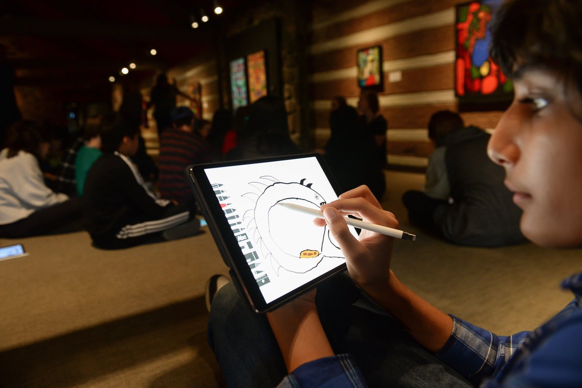 DailyPlanet's tweet photo. This week, @AppleEDU took a grade 7 class from @MDLRPS in Newmarket, Ont. to the @mcacgallery in Vaughan to experience the latest #iPad and #ApplePencil! Here’s teacher @aljasngenietoo getting in on the fun too! https://t.co/dBtGq1DZNA