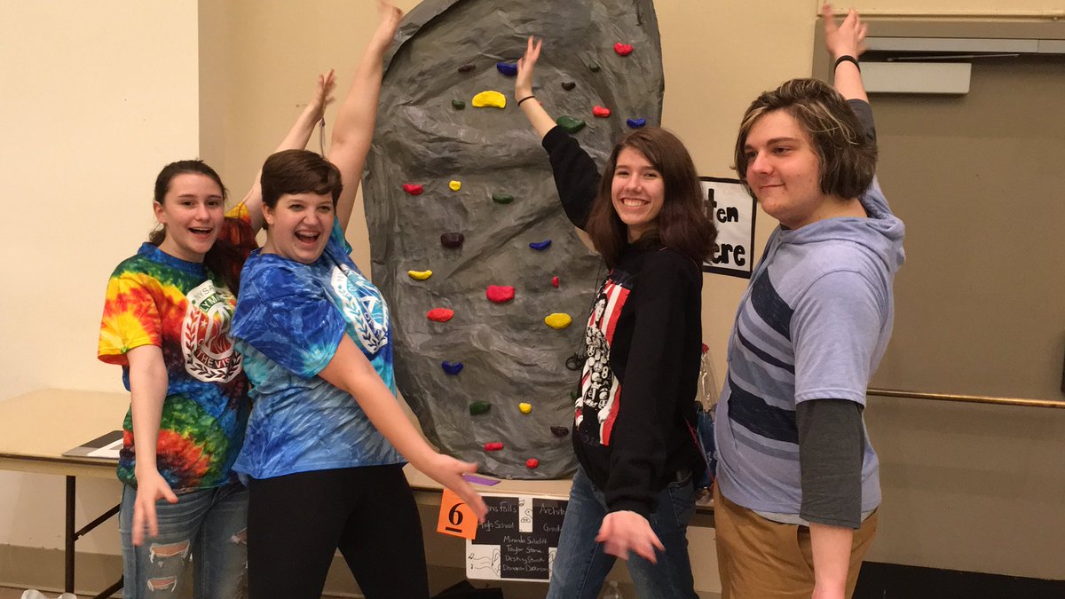 mrs_girard's tweet photo. Fun day at OVA! MS Typography group placed 2nd, and HS Architecture won Most Creative! #gfnationart #ova2018 #olympicsofthevisualarts @nysARTeach https://t.co/ye9ZbjGGyz
