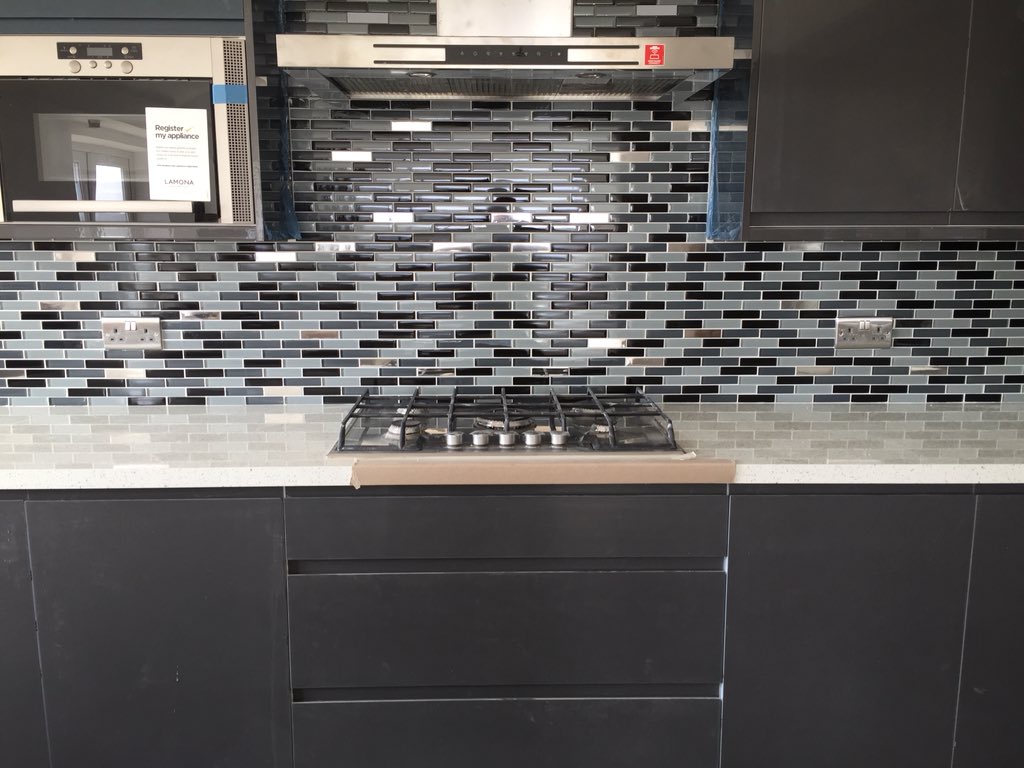 ross_tiling's tweet photo. #Rosstiling https://t.co/C9QgAC4R2V