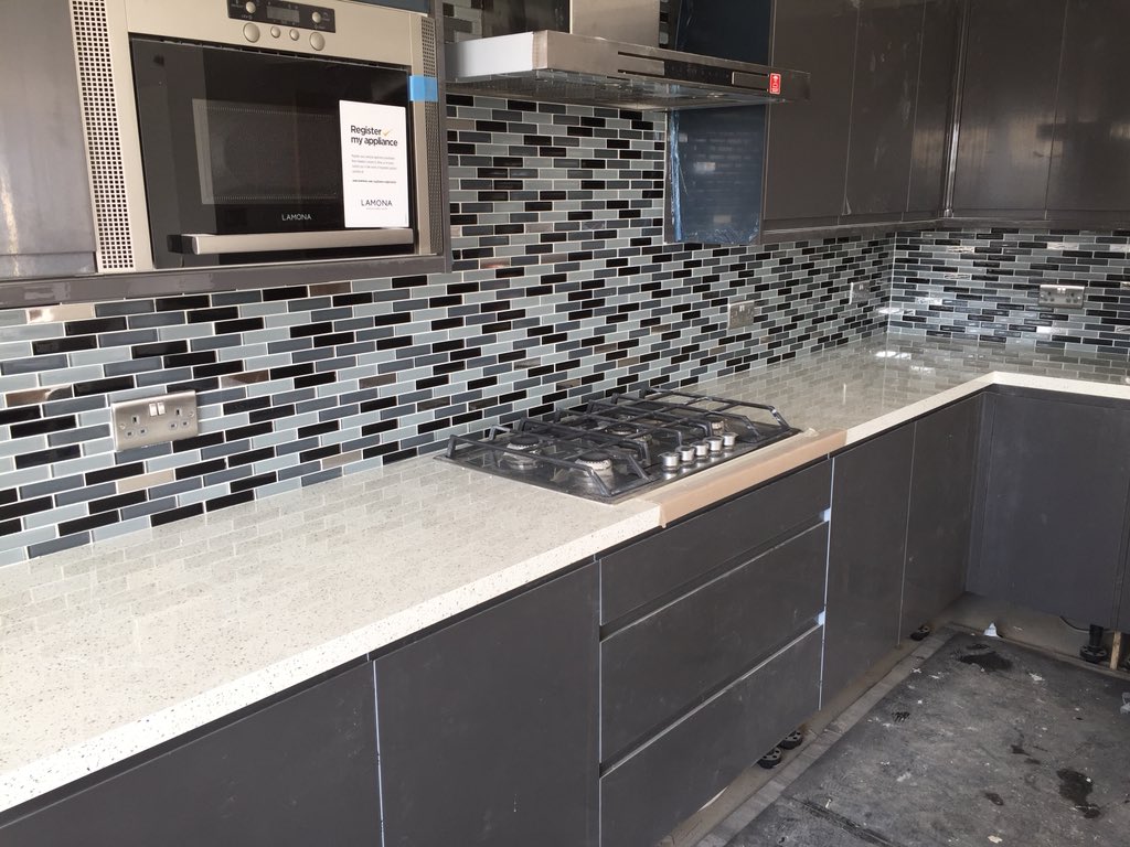 ross_tiling's tweet photo. #Rosstiling https://t.co/C9QgAC4R2V