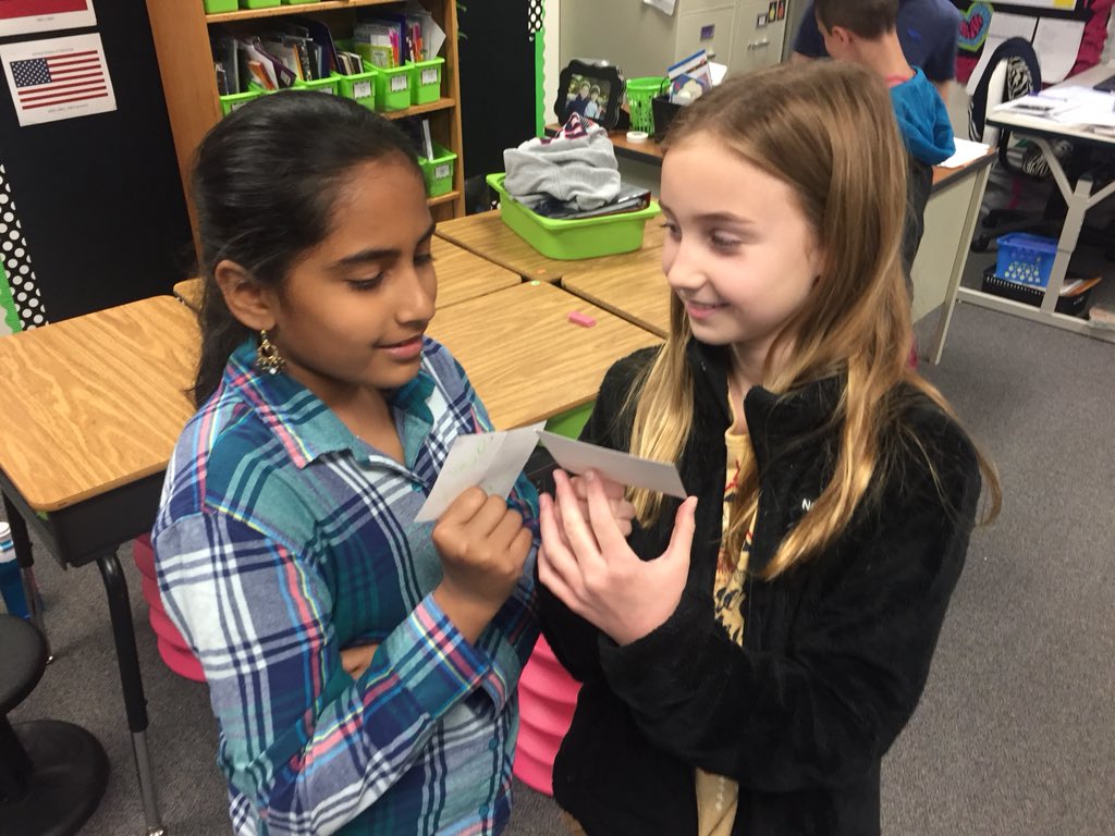 MrsLeoTX's tweet photo. Bledsoe students sharing poems for “Poem In Your Pocket Day!” #piypd @Bledsoe_Elem @snyder_kelli https://t.co/3vqmGzg93y