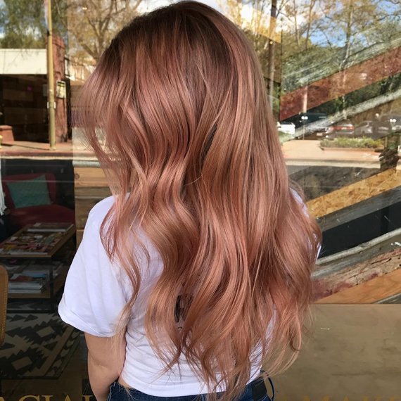 NEW BLOG POST! 💕 Three ways to wear #pinkhair, this season's hottest trend... spr.ly/6011DbQx1 #WellaLove