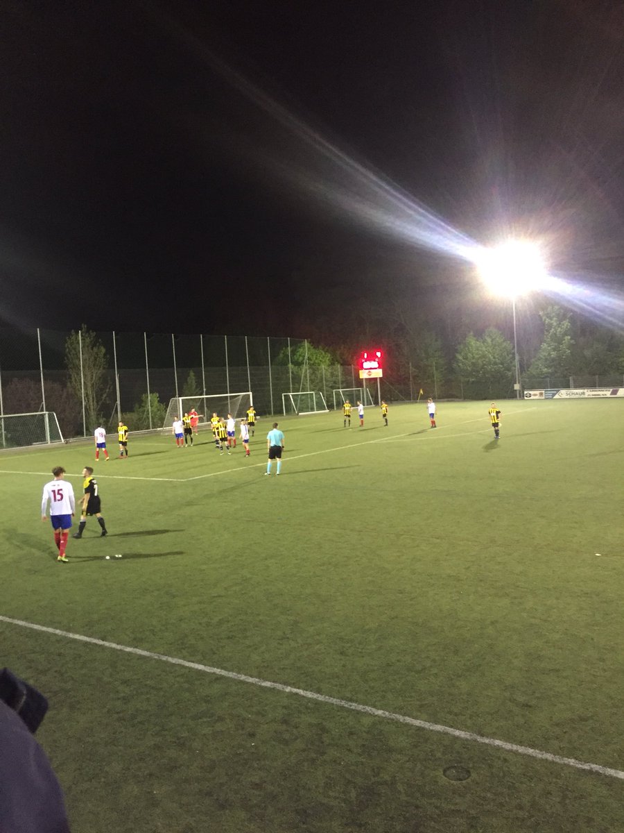 wirseb's tweet photo. Es wird nichts mit der 1. Gelterkinder Finalteilnahme im #BaslerCup seit 1964. #FCGelterkinden vs. #FCAesch 1:4 #fvnws https://t.co/ua03Z40qj0