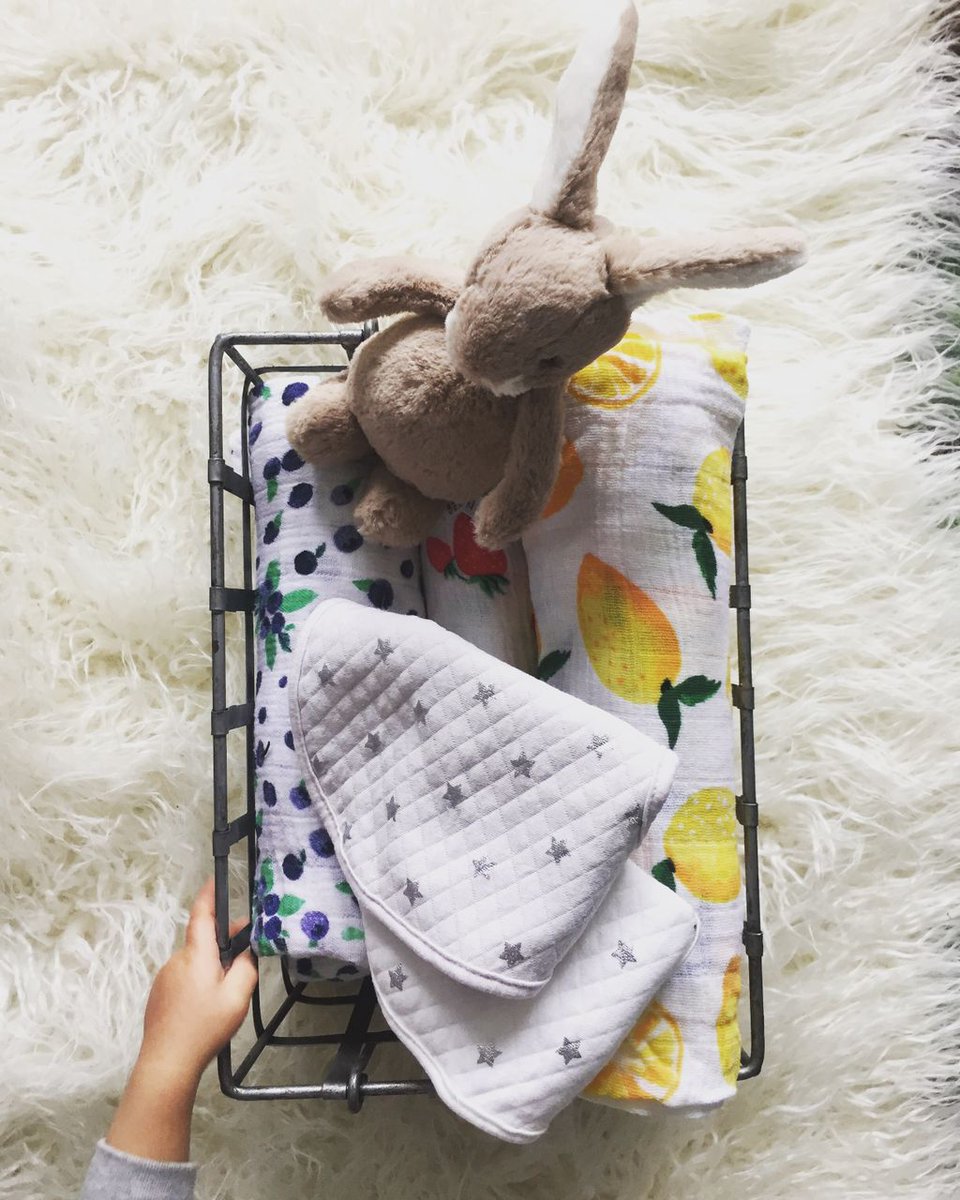 L_G_Interiors's tweet photo. Nesting &amp; organizing on this gloomy day 🌧 Of course, Jack is helping in his own special way by throwing everything on the floor 😅 https://t.co/Kx8MrjGXNE