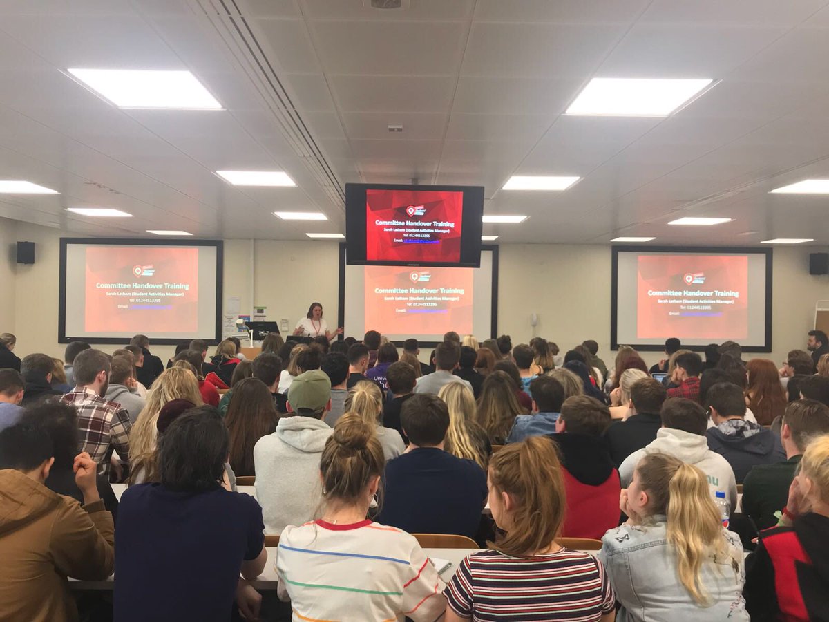 lathams01's tweet photo. Great to see all the new committee members this afternoon at Committee Handover Training #2018/19 #BringItOn #CSUSports #CSUSocieties @ChesterSU @uochester @CSUAlice https://t.co/LRDJPT8YCA