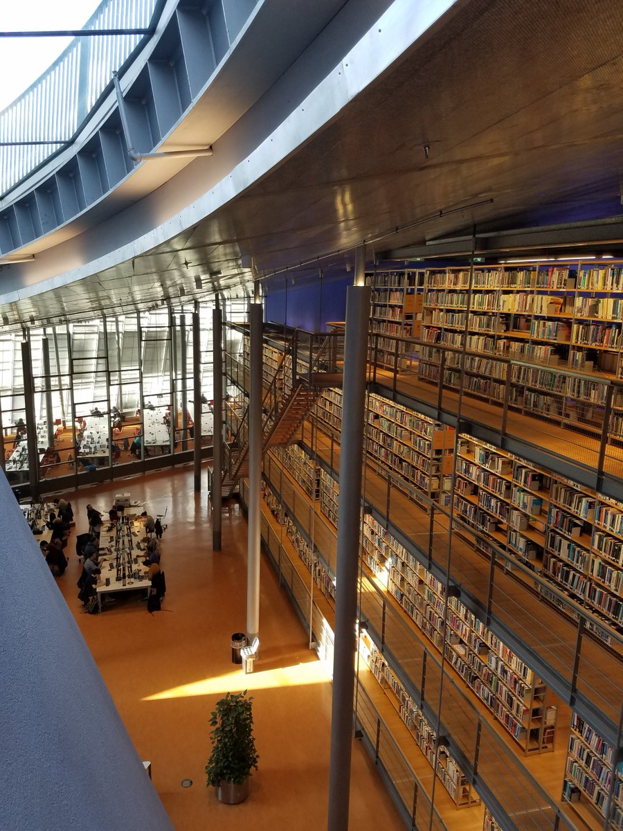 ARWalz's tweet image. Wow! Look at the library at @tudelft ! #OEGlobal18 #libraryarchitecture