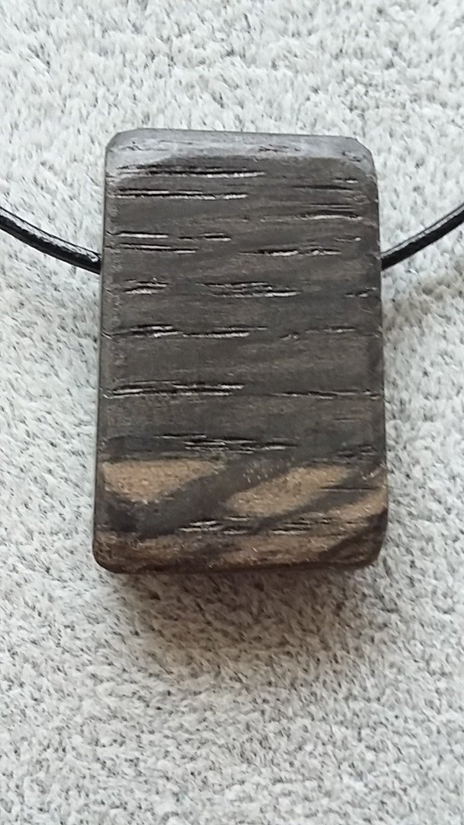 _abonos_'s tweet photo. #Sperrin #landscspe pure #bogoak on leather. #grain https://t.co/ZfdnyA4zcH