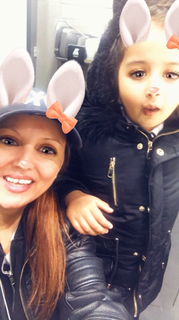 QUEENTLC1105's tweet photo. ♥️"If you want your children to turn out well, spend twice as much time with them, and half as much money."❤️ -- Abigail Van Buren
.
.
.
#childrenareblessings 
#spendtimewithchildren 
#abigailvanburen
#twitter https://t.co/FykINhAPoP