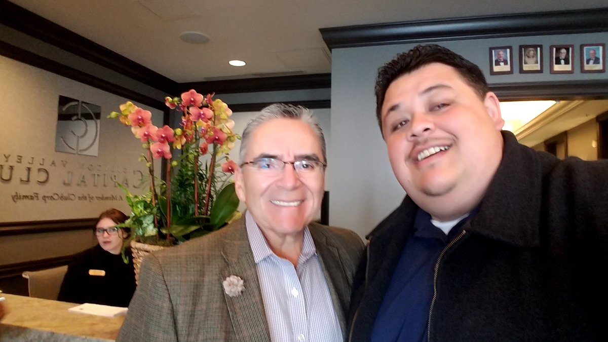 ernestob4arusd's tweet photo. I am EXTREMELY proud to announce today that I have received the endorsement of the former Mayor of the City of San José, Ron Gonzales @rongon2000! #ARUSD #AlumRock #SanJose #FromAlumRockForAlumRock #EastSanJose #ernestob4arusd #TheChoiceForChange https://t.co/hNTPdRUbDq