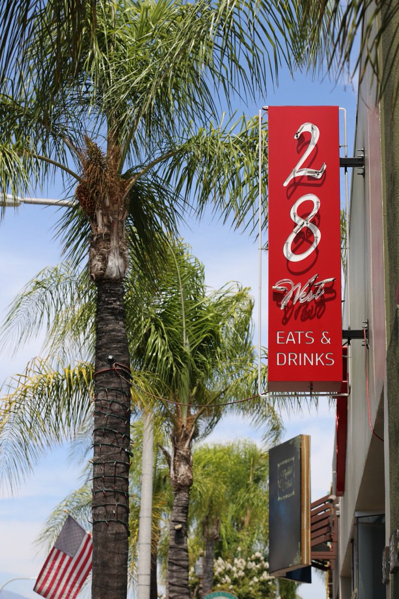 *News*
Come celebrate our 8 year anniversary with us at #28westbar
Live Music will be on today

The Dodgers take on the Giants today
.
.
.
#baconnights #LAFoodies #wednesdaynights #FoodieEvents #LAEvents #Foodstagram #Foodporn #DrinkGoodBeer #BeerGeeks #DowntownAlhambra #LABeer