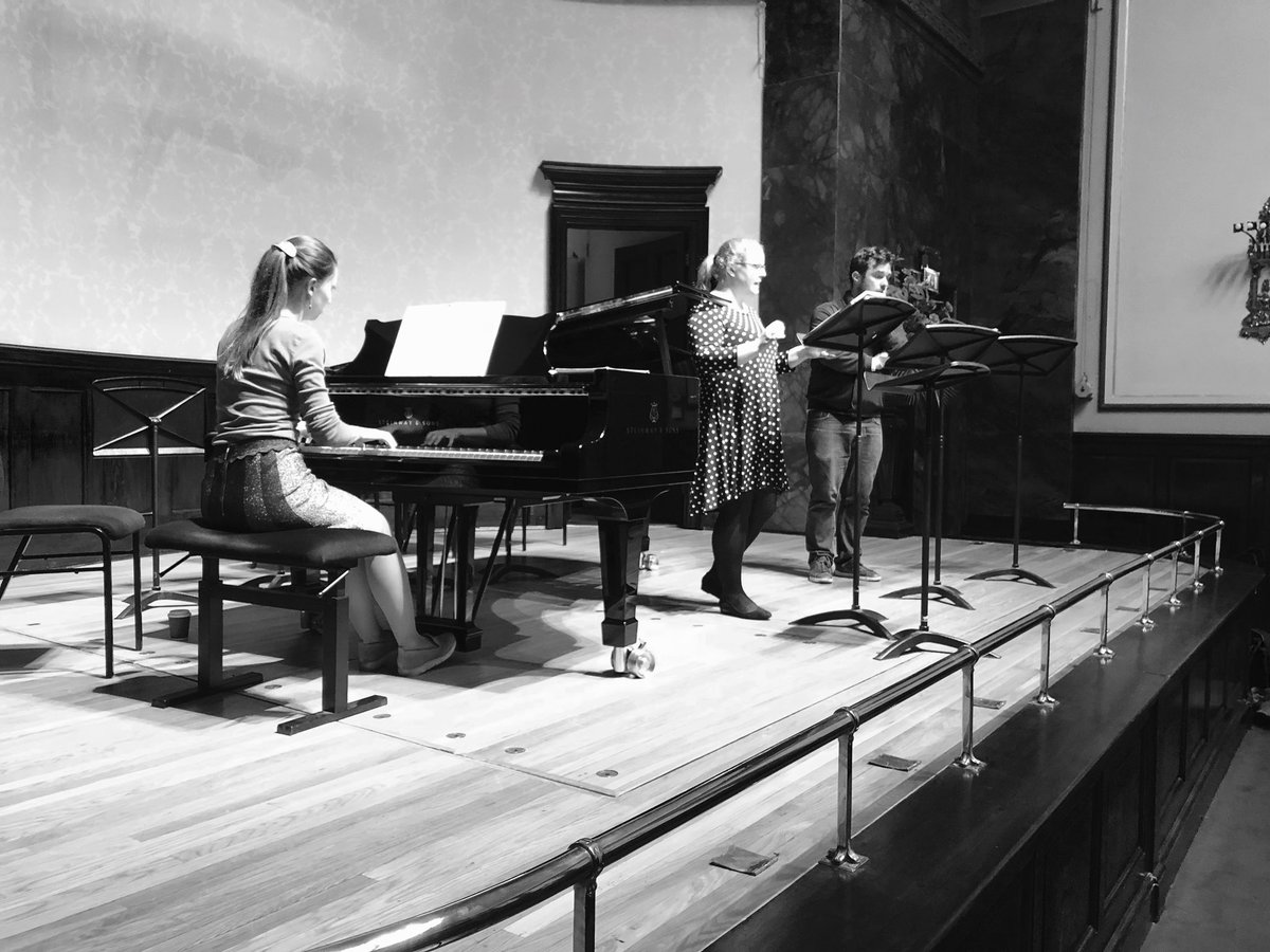 princeconsort's tweet photo. Great to start our 2018 Side by Side project @wigmore_hall with @guildhallschool. We’re really proud to be Associate Artists of the Guildhall School’s Vocal Department. Big thanks to @nickmulroy &amp; @annahuntley for their dedication to this project too. https://t.co/NhVt0Bzyby