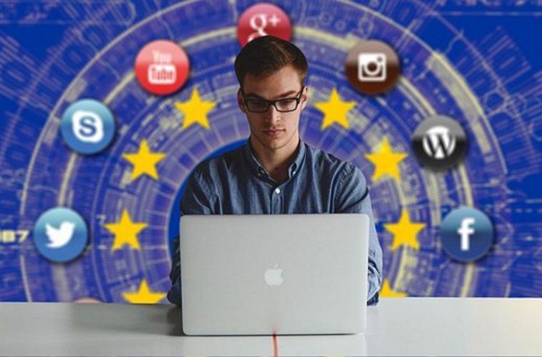 DigiMarketTools's tweet image. DIGITAL MARKETING INSTITUTE: “MARKETERS MUST SHARE RESPONSIBILITY FOR GDPR COMPLIANCE” 

bit.ly/2HP2jE5

#DigitalMarketing #digitalmarketingtips