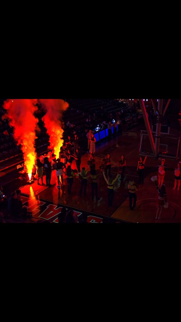 nadiacathey's tweet photo. Go Blazers 🔴⚫️✔️ #VSYOU https://t.co/6Rad6ilxw3