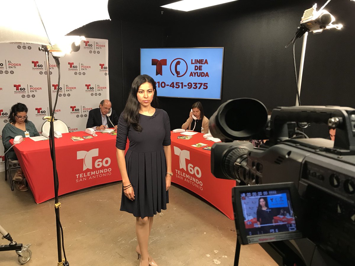 AstridT60's tweet photo. Hoy tenemos Línea de Ayuda en @Noticias60! Estamos hablando junto con @MADDOnline del problema del alcoholismo, sus síntomas y consecuencias! Su llamada es anónima y hay ayuda disponible! #maddsouthtexas #alcoholicsanonymous #dontdrinkanddrive #tvreporter #telemundo #satx #texas https://t.co/Rs5UMGaBPN