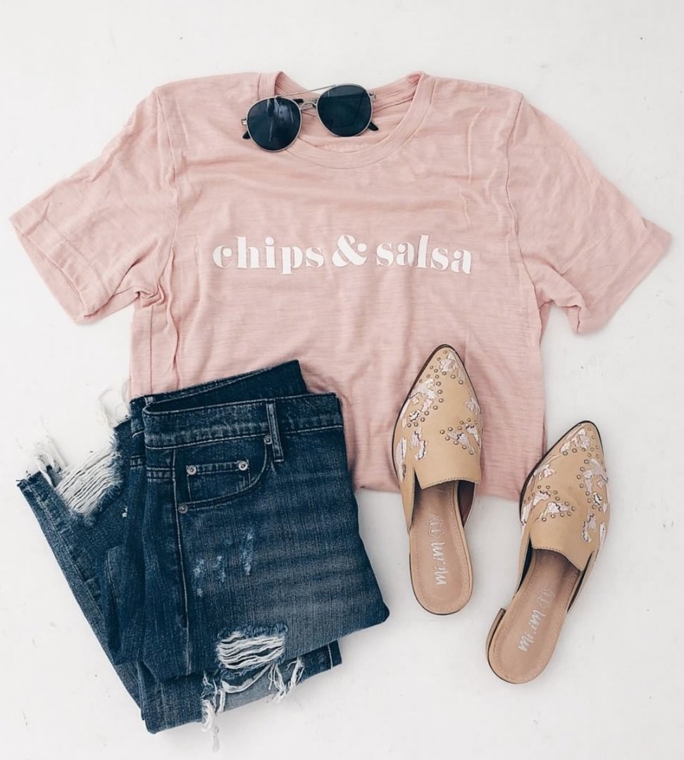 ShopRiffraff's tweet image. CHIPS &amp;amp; SALSA + maybe a Marg or two... 😋
shopriffraff.com/collections/fu…