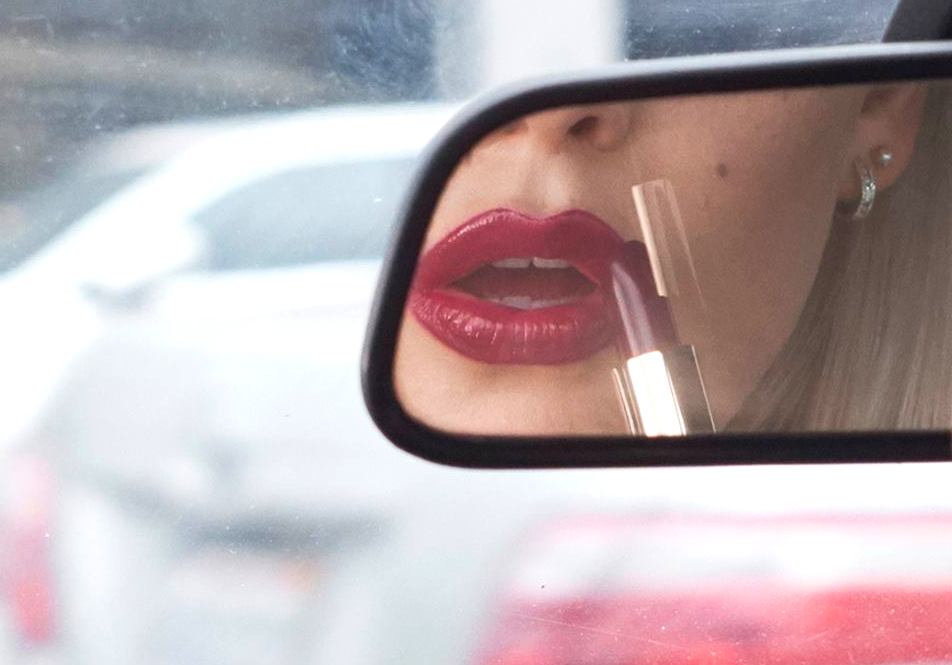 tipsfromtown's tweet photo. Why You Can Feel Good About Buying Estée Lauder Lipstick. #esteelauder #maternityleave 
https://t.co/zI8lnlnA8M https://t.co/T30VRZSHEB