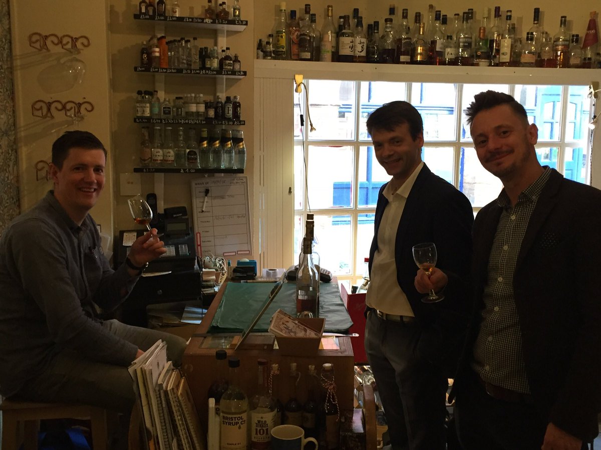 Last <a href="/CognacFVoyer/">Cognac Voyer</a> sampling of our Bristol stop: thanks @AmathusJulian for another great day ! <a href="/AmathusDrinks/">Amathus</a>
