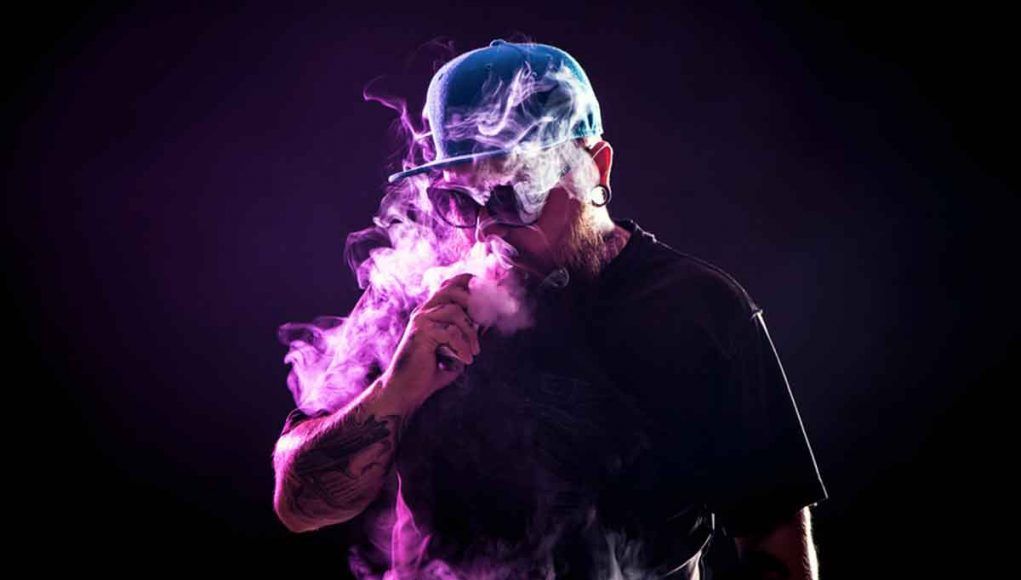 MistVaporUS's tweet photo. Latest study : Cancer risk from vaping is 1% that of smoking https://t.co/glVTABcVpa #CancerRiskfromVaping #RisksofVaping #ScientificStudy #CancerPotencies #NicotineProducts #RatesofCancer https://t.co/KzTUPSGST3