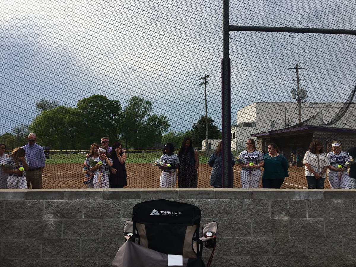 SCS_Bulldogs's tweet photo. TY @pitch2fast Seniors for your commitment, dedication, &amp; representing @SHSBulldogs_ We are proud of you. #SeniorNight https://t.co/RLDcJUTKIg