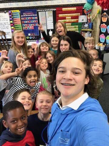Mrs_VickyCulver's tweet photo. So proud of this group! Service learning success! @MsHohenfeld, you are helping to make a difference! https://t.co/kJQD5IT7Zu