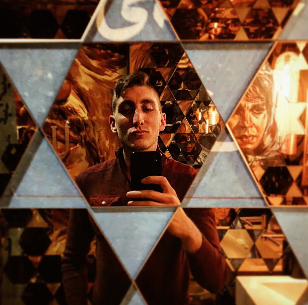 We’ll make your selfie game 🔥 

#Regram <a href="/mynameisopie/">Adam Michael</a>