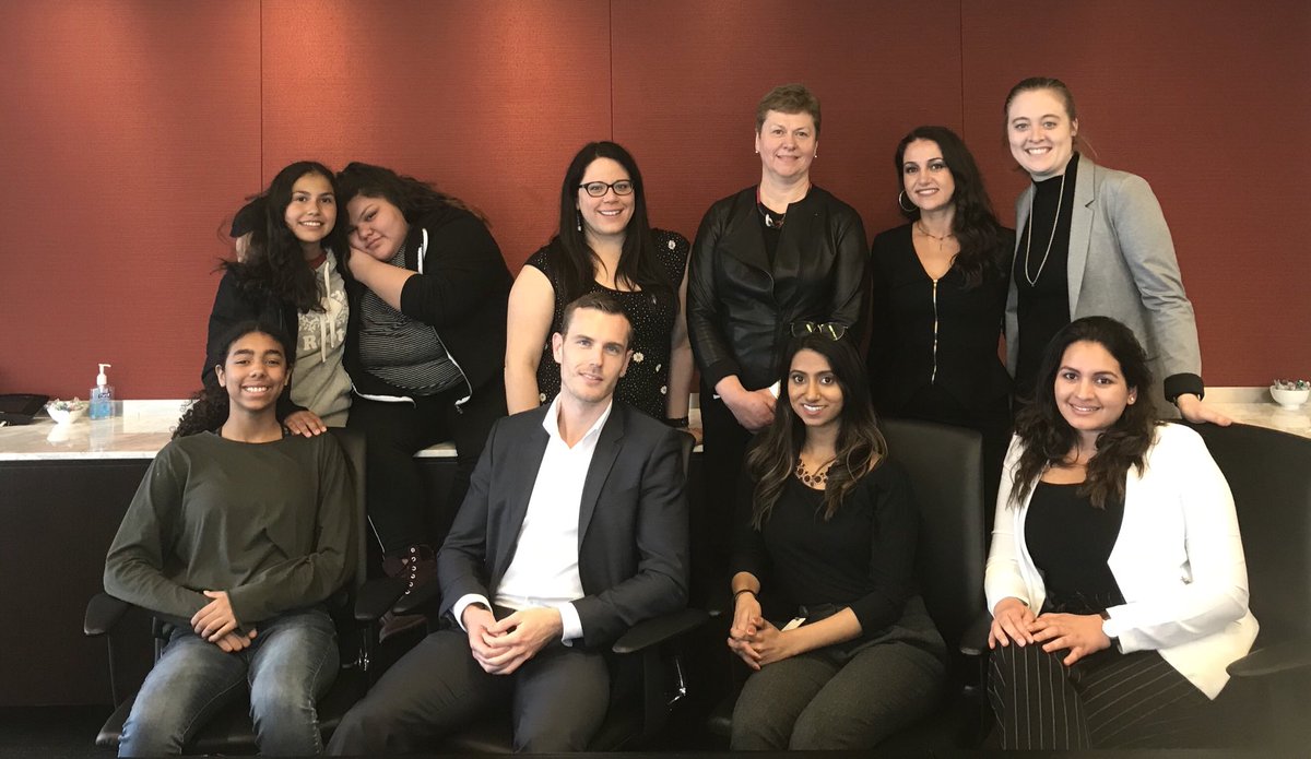 TeenerBreener's tweet photo. Tonight we did an awesome storytelling/public speaking session and enjoyed a delicious dinner at Pow Wow Cafe with @TDSBFNST @McCarthy_ca mentorship program @jennhand03 Miigwetch! https://t.co/X5EsvFRfdB