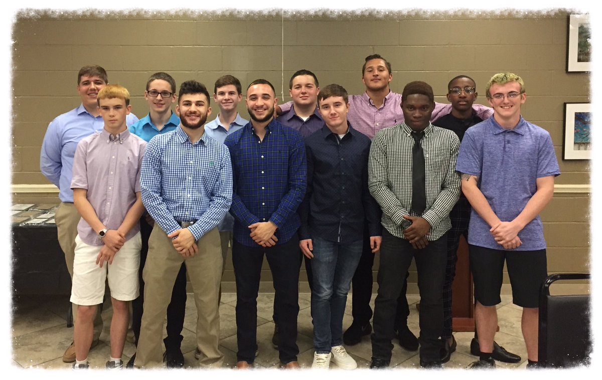 Gr8FlaglerSchls's tweet photo. @Flaglerwrestlin year-end banquet tonight! Celebrating a great year with a bunch of outstanding student-athletes, parents, family and coaches! @FPCHS @FlaglerSchools @simsdustin5 @FPCHSAthletics https://t.co/dWRkngu2bK