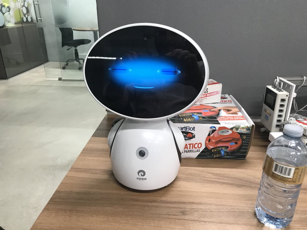 OzielLaw's tweet photo. We had a blast visiting our client @VTRACRobotics and meeting the robots. Great company and great products. https://t.co/ImWUM0ld4H