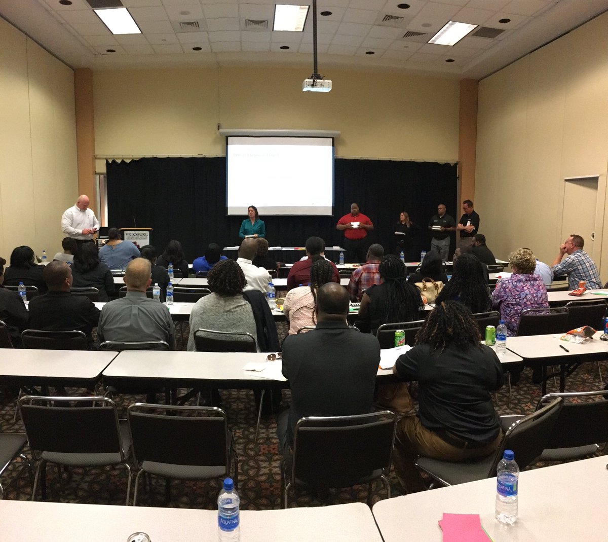 ReidNeumann's tweet image. Great visit to Vicksburg, MS where our Gulf Coast North team is celebrating a phenomenal quarter!