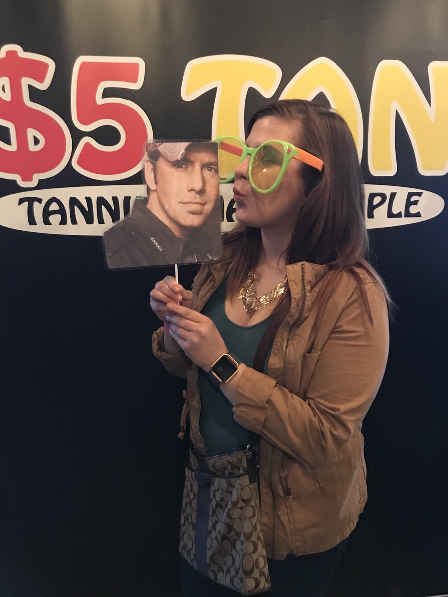 lonemansky tweet picture