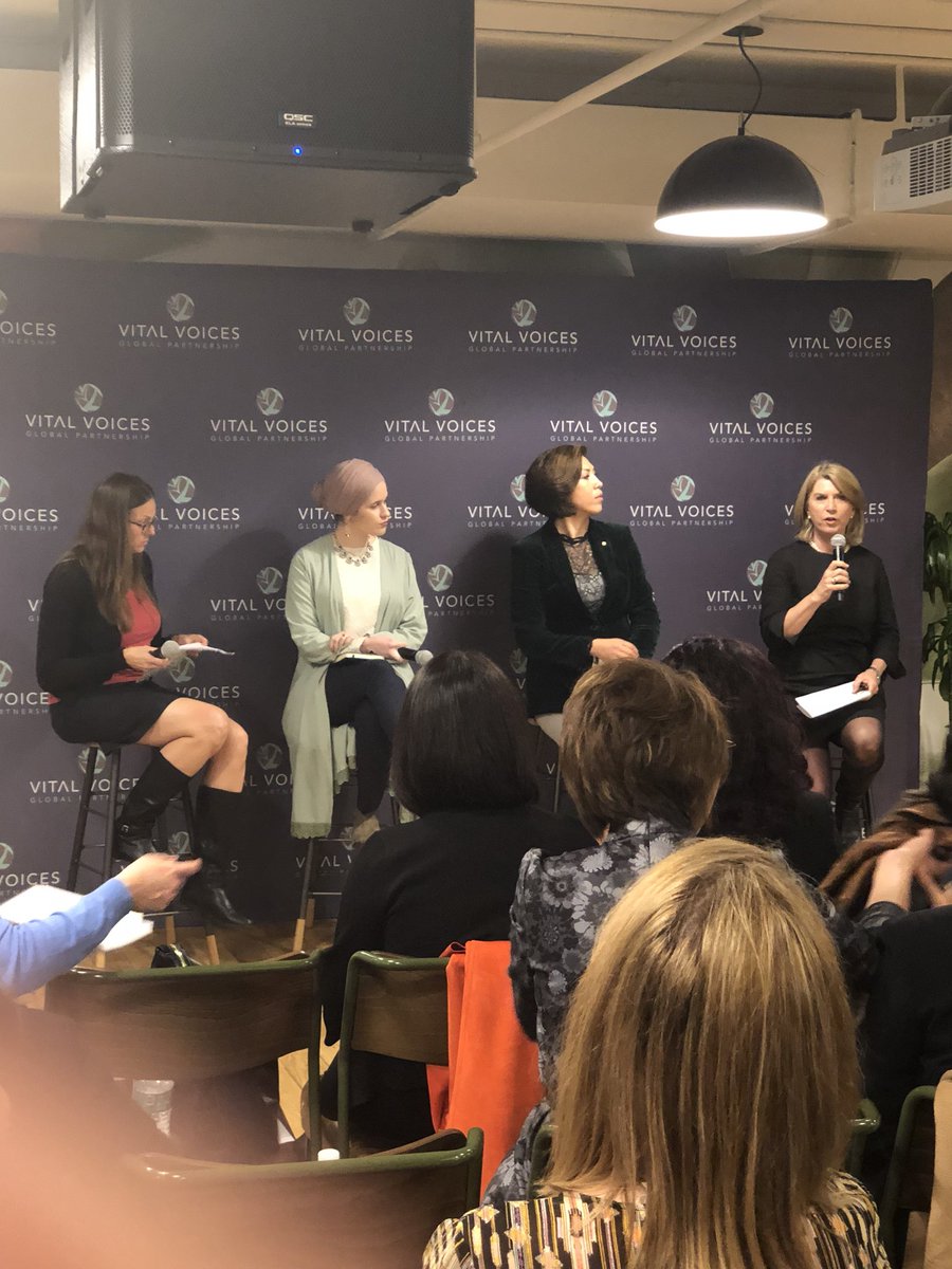 SocialGoodBiz's tweet image. Excited to host @vitalvoices &amp;amp; @FortuneMagazine @ECAatState Women’s Mentoring Partnership @WeWorkDC. The program creates mentorship ops between some of the worlds most impactful women. The panel here joined by @creatorawards winner @MemoryWell @KM4MD&amp;amp; @WeAreTheTempest is moving.