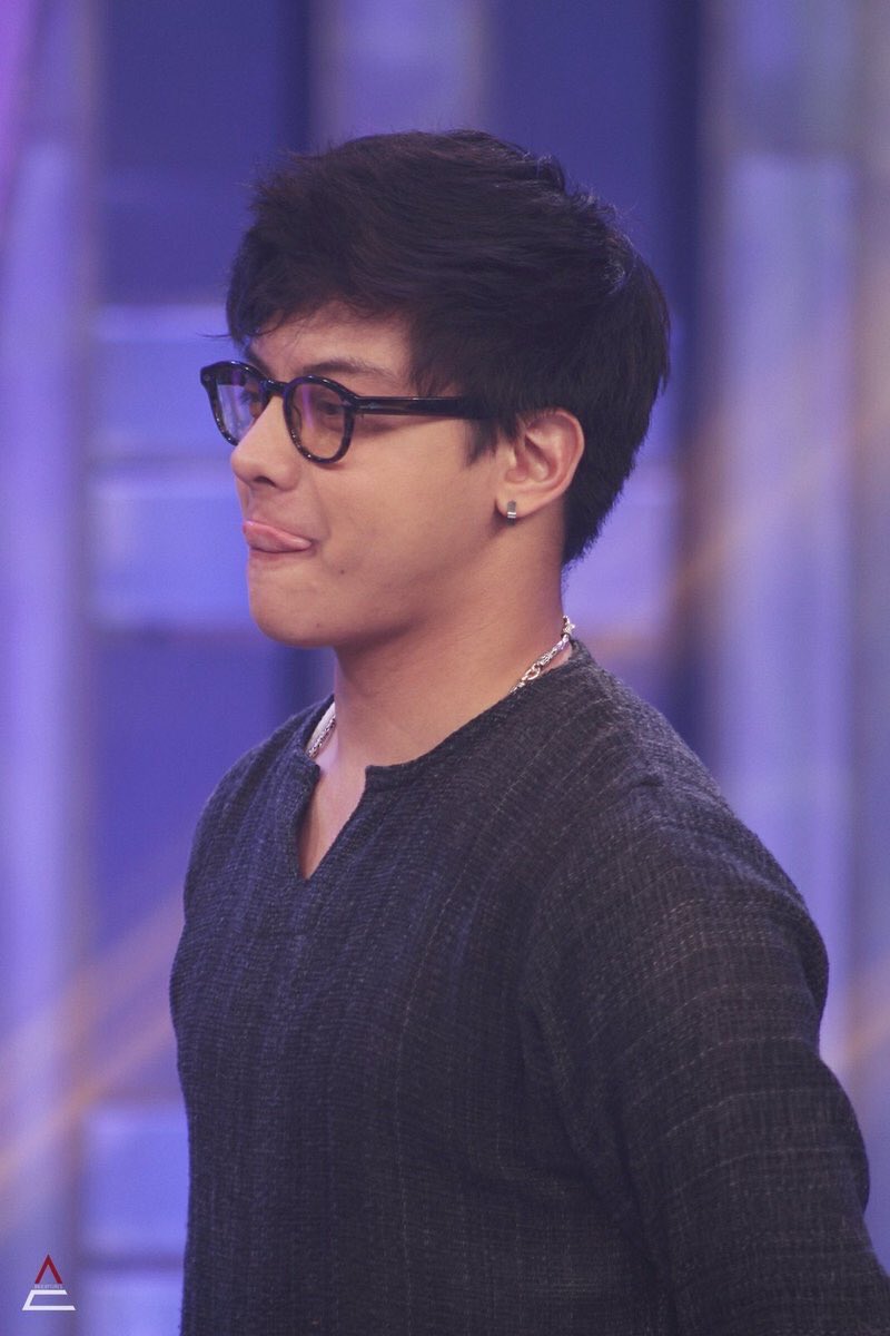 KaDsCDO's tweet photo. Sa pinakasikat, pinakamagaling, pinakahumble na aktor sa kanyang henerasyon,
Sa pinakagenerous at pinakamalambing na kaibigan, kapatid at anak,
At sa Tangi, Bal at Best Guy Ever ni Kath..
HAPPY BIRTHDAY KING DANIEL PADILLA! 🎂 We love you so much. 👽💙 
@imdanielpadilla 
#DJPAt23 https://t.co/4t4GL7yqAe