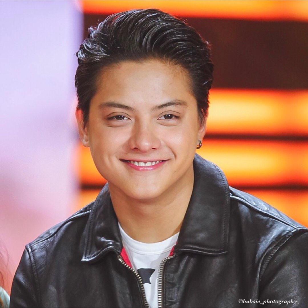 KaDsCDO's tweet photo. Sa pinakasikat, pinakamagaling, pinakahumble na aktor sa kanyang henerasyon,
Sa pinakagenerous at pinakamalambing na kaibigan, kapatid at anak,
At sa Tangi, Bal at Best Guy Ever ni Kath..
HAPPY BIRTHDAY KING DANIEL PADILLA! 🎂 We love you so much. 👽💙 
@imdanielpadilla 
#DJPAt23 https://t.co/4t4GL7yqAe