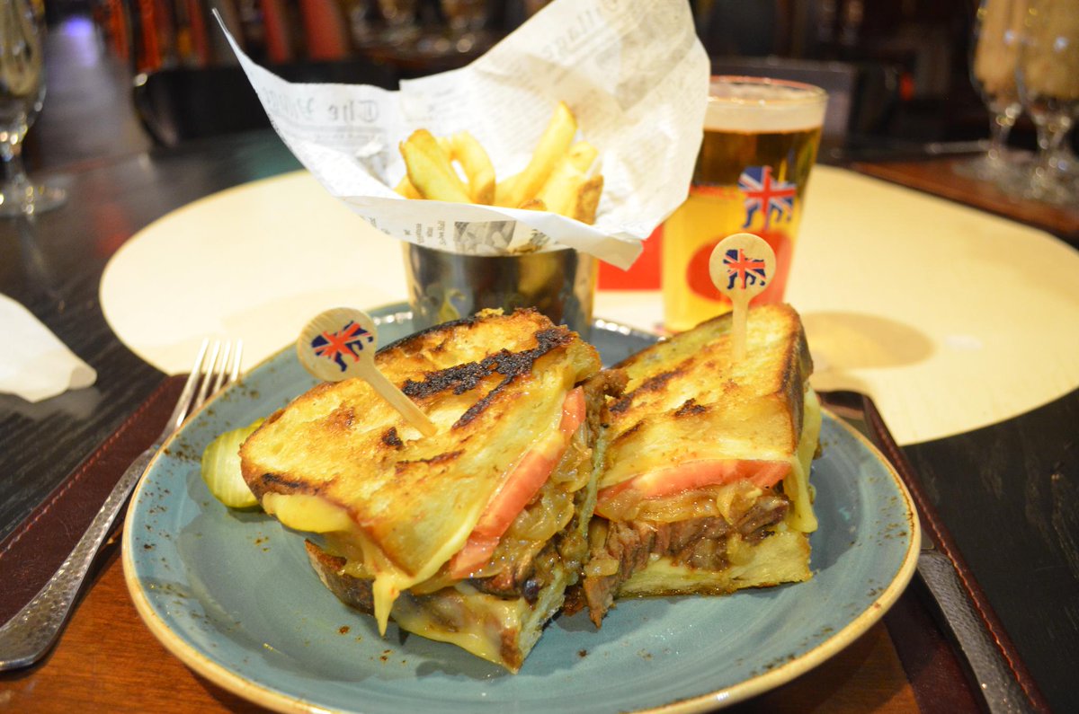 CaesarsAC's tweet photo. Grilled Cheese Month is coming to an end. Stop in to #RamsayAC and grab yours before they are gone! #MyCaesars
#ACRestaurants https://t.co/ggnVPbbQwr