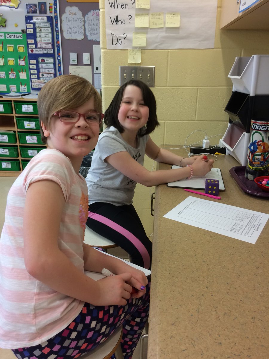 belinda_loder's tweet photo. Math blocks #mathdoneright #engaged learners @HTEK6 @NLESDCA https://t.co/n2Avpmf2rJ