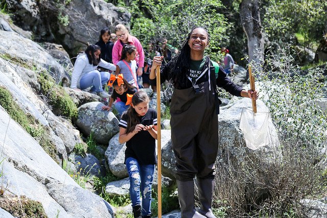 NoBarriersUSA's tweet photo. For this year's @NationalParkService Every Kid in a Park program, we journeyed to @SequoiaKingsNPS where high school and elementary students explored local ecology. The students connected with each other and made personal connections to the natural world! #NationalParkWeek https://t.co/Ab7nMjQ2gv