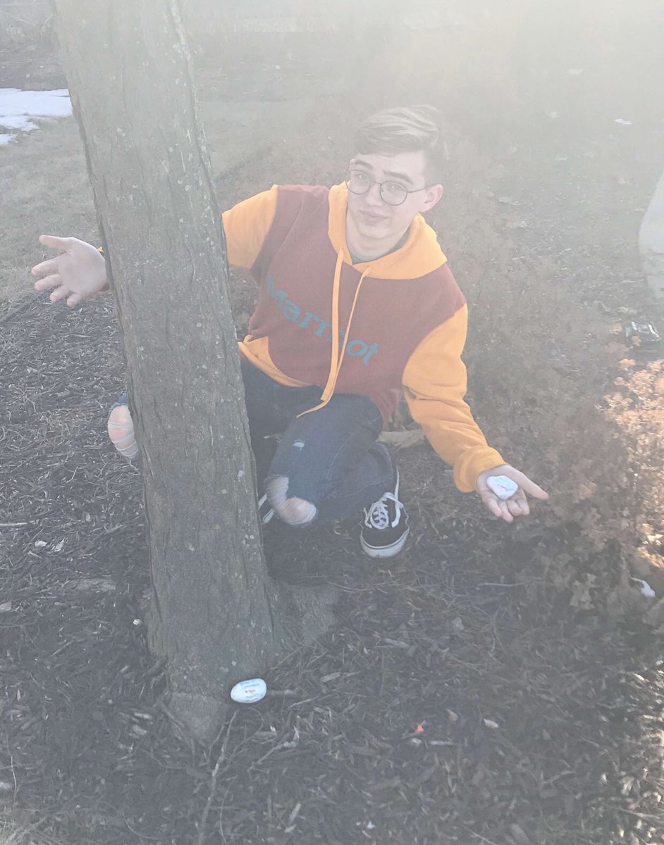 UICoshkosh's tweet photo. The rocks are out! Find these near Carl Traeger... maybe? #oshkoshrocks #unityoshkosh https://t.co/XEwtK99dQZ