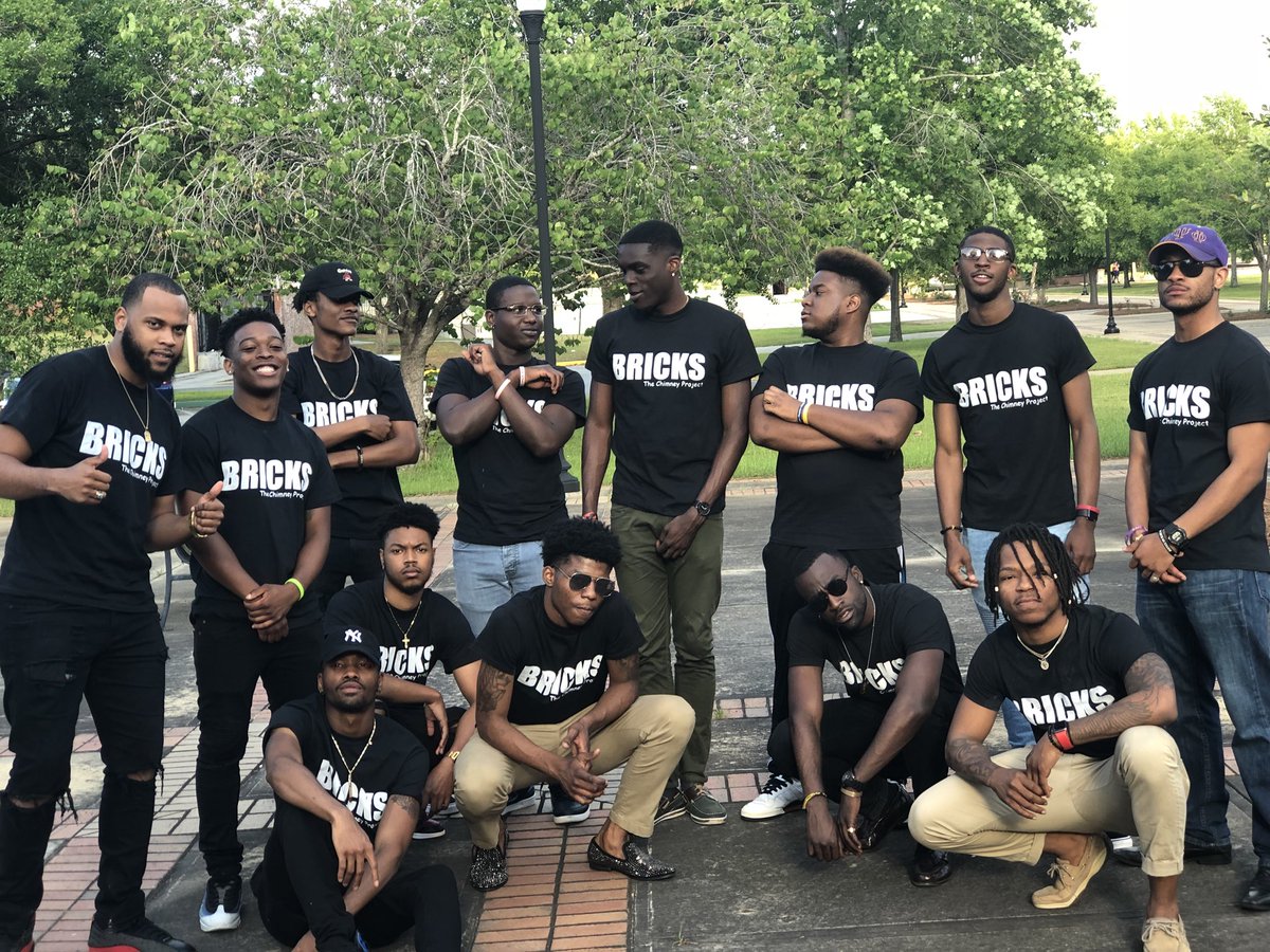 wassupdlo's tweet image. N. L. M. B. ✊🏾💯 #DaBricks #TheChimneyProject
