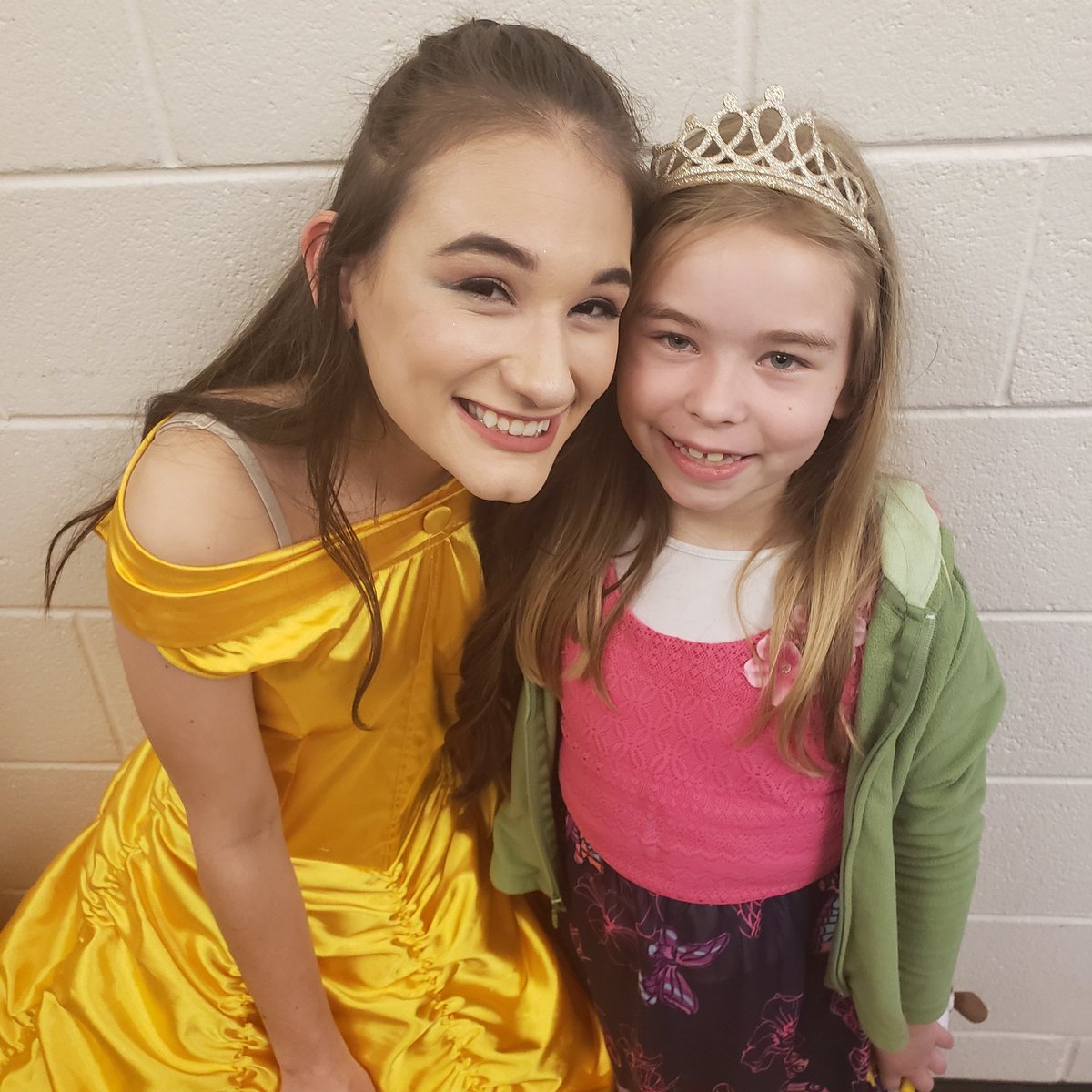 hampsonapush's tweet photo. Go see Beauty and the Beast guys, it is outstanding. #princessmeetsprincess https://t.co/nTBcmFo5DE