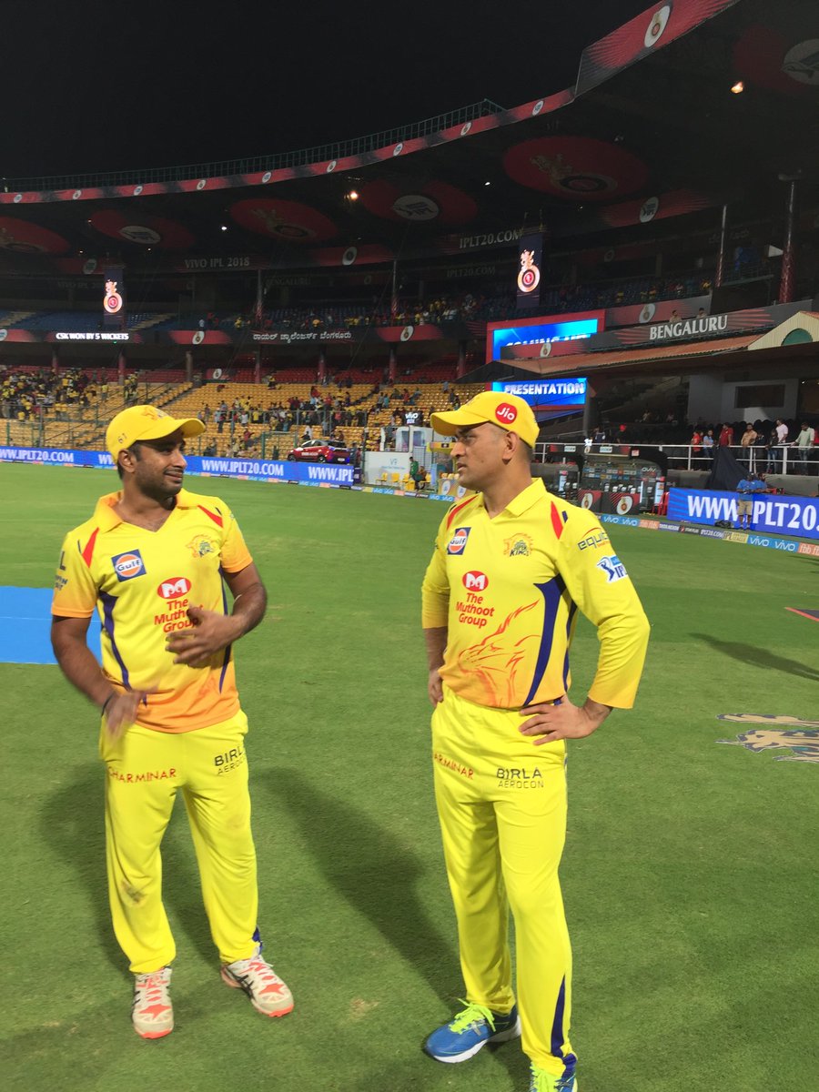 russcsk's tweet photo. How cool these gentlemen were, just so proud to be part of this great team #WhistlePodu @ChennaiIPL https://t.co/r7TiNLZg3B