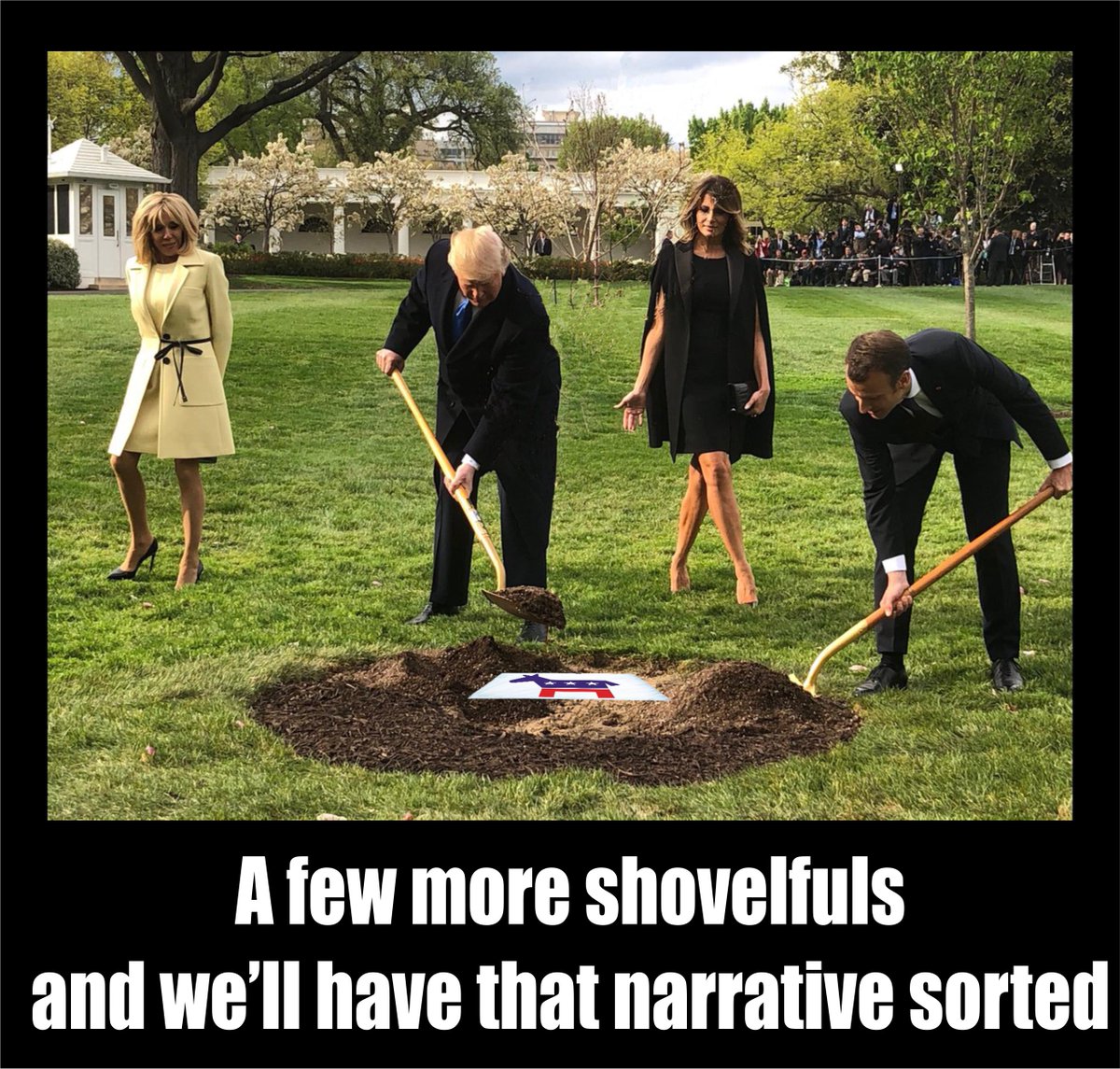 subohmcircus's tweet image. Maybe now we can all just get along and love one another for who we all are #Qanon8chan #QAnon #QClearance #CBTS #TheStorm #TheStormIsHere #TheStormIsUponUs #followthewhiterabbit #MAGA #Deplorables #awakening  @realDonaldTrump @POTUS @therealroseanne