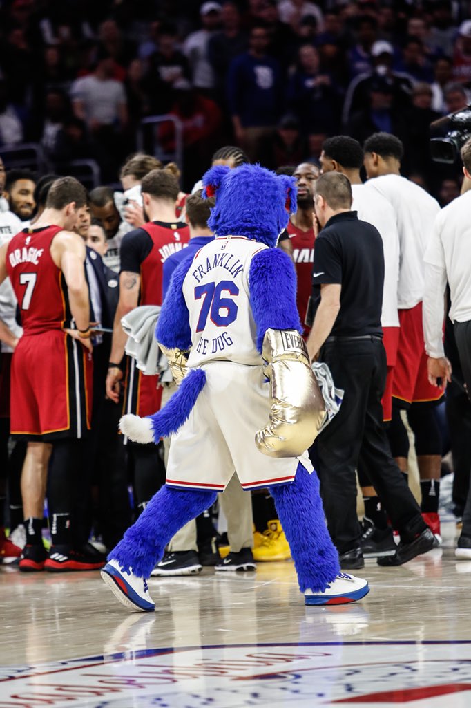 Franklin (@SixersFranklin) on Twitter photo 2018-04-25 23:57:36 South Philly, not South Beach. Round 1 exit 👉 way. #PhilaUnite South Philly, not South Beach. Round 1 exit 👉 way. #PhilaUnite