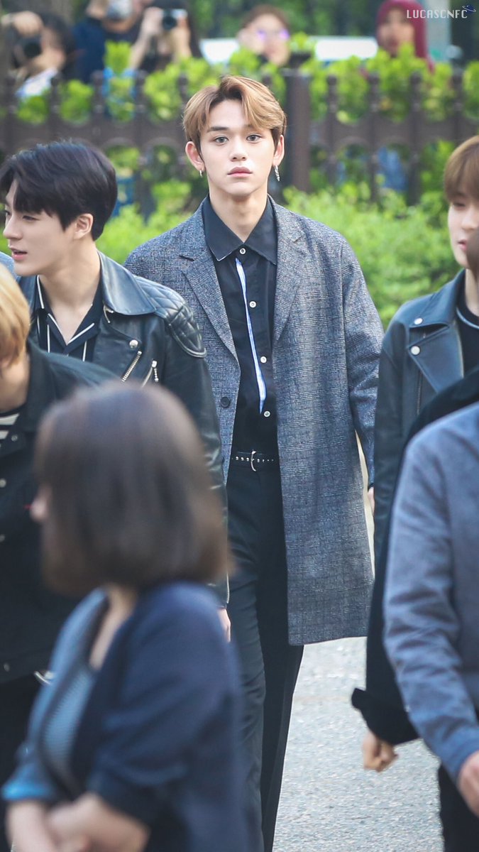 990125cn's tweet photo. 180420 Music Bank
#LUCAS #루가스 #黄旭熙 https://t.co/aCA5K2vefA