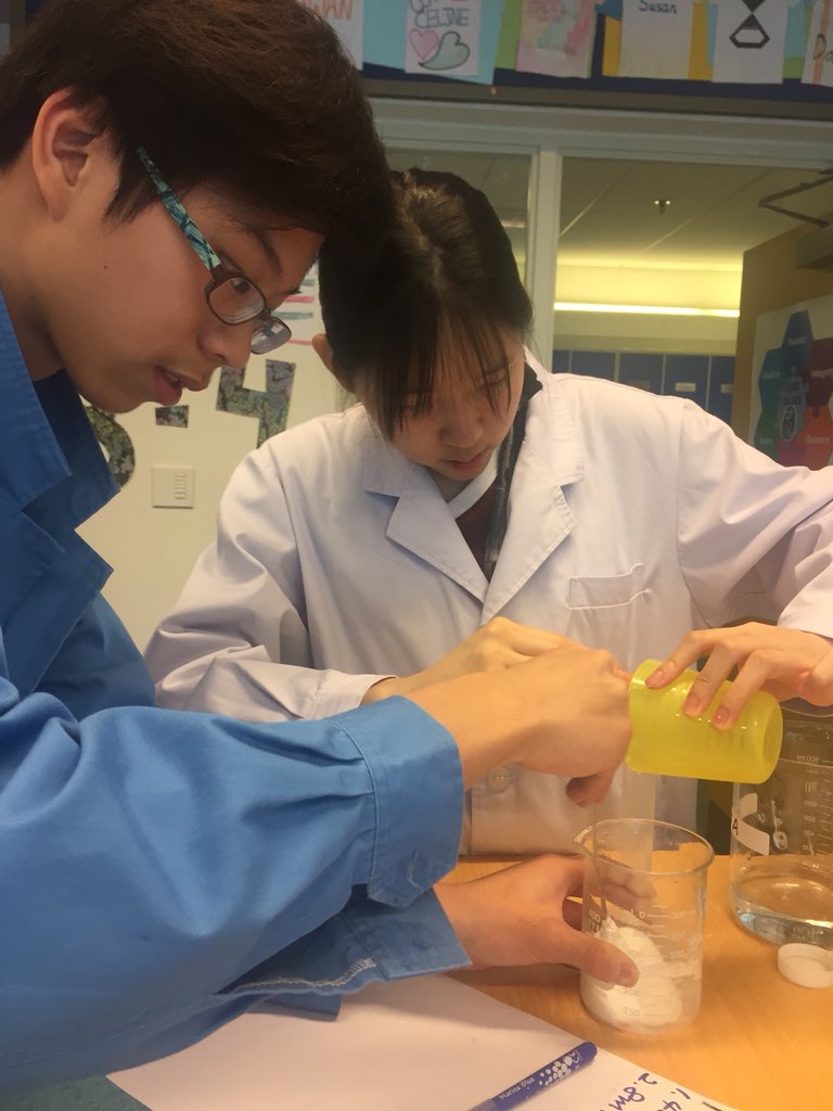 I love when #design and #engineering integration challenges both me and the students.  I want to think more about chemical engineering and how we can incorporate this more in our #learnisb curriculum #polymers for a purpose #NGSS