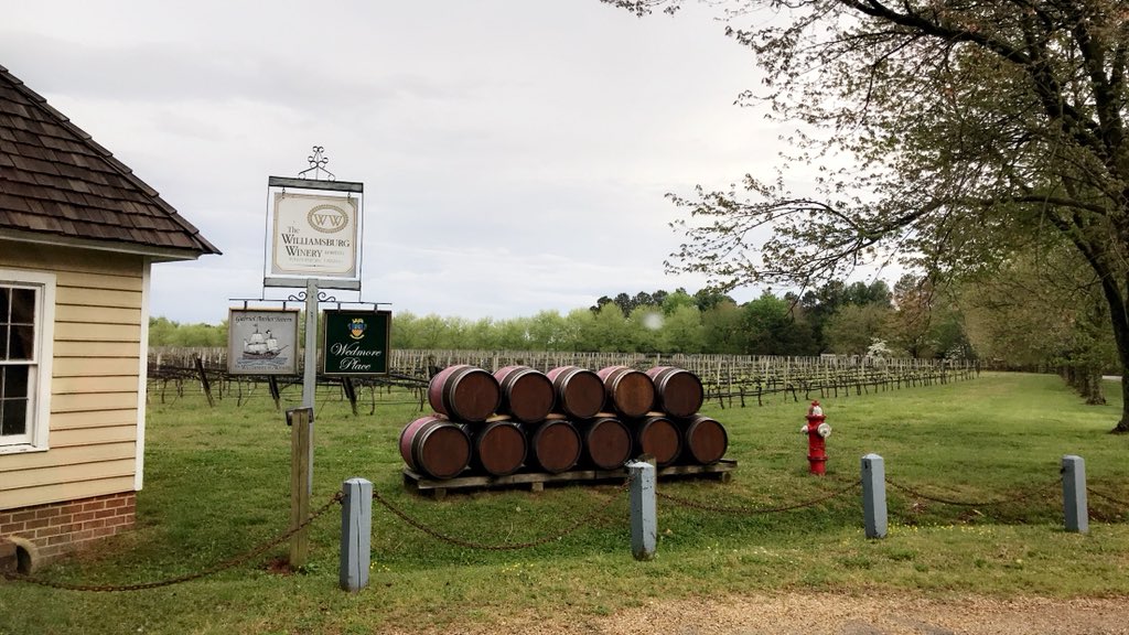 Alexia_Polyviou's tweet photo. What a great time at The Williamsburg Winery at one of our Diamond Events! (With the world’s greatest boss) https://t.co/DrEcYaHozR