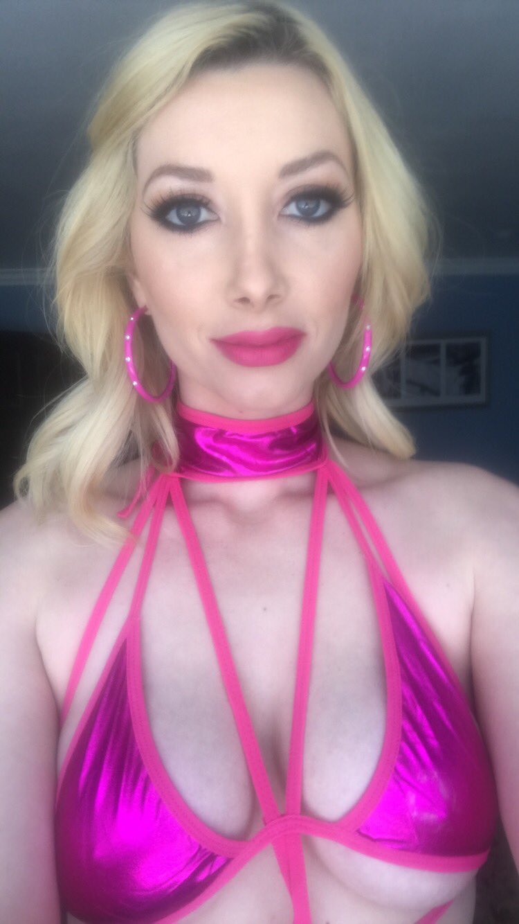 3 pic. I just shot my 1st DP, double anal, gang bang for @evilangelvideo with @thesmallhands_ @willhavocxxx @johnnstrong @markwoodxxx #billbailey 💦Literally was in cock heaven 😍 I can’t wait to do it again 🔥 https://t.co/CCfO1hLdYI