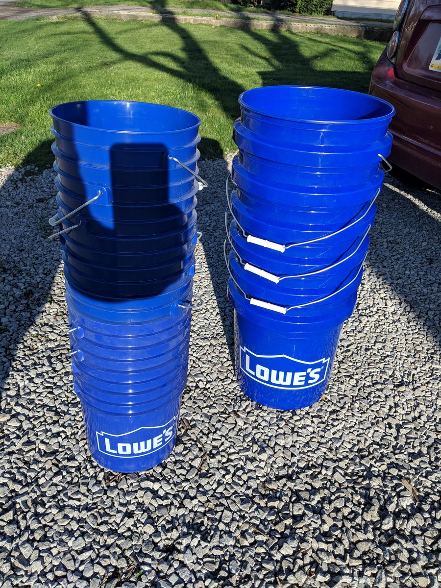 fhs_service's tweet photo. Major shout to @Lowes for donating 16 buckets to our cause! We are at 23 buckets and counting! Remember we will be filling these buckets with toys and donating them to local shelters! #lead360 #bucketsoflove #thankslowes https://t.co/tyTTLtItN4