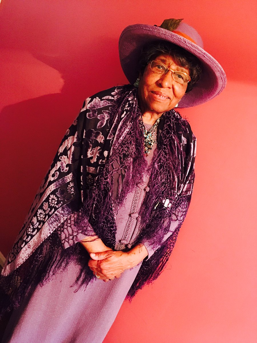DianaraGold's tweet photo. Yes......even my mother bleeds PURPLE, ya'll! We all LOVE Mr. Nelson๐๐๐๐ผ๐๐ธ๐น๐ผ๐ #Princeallday #Purpleloveandmore #StillWouldStandAllTime https://t.co/yUpXVllAvj