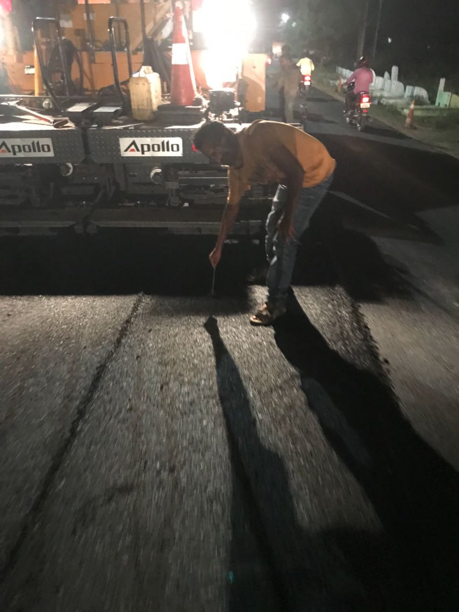 EE_Hayathnagar's tweet photo. Laying of BT road in Anand Nagar, Hayathnagar Ward, Circle 3.GHMC. https://t.co/w0Pn33SBHc